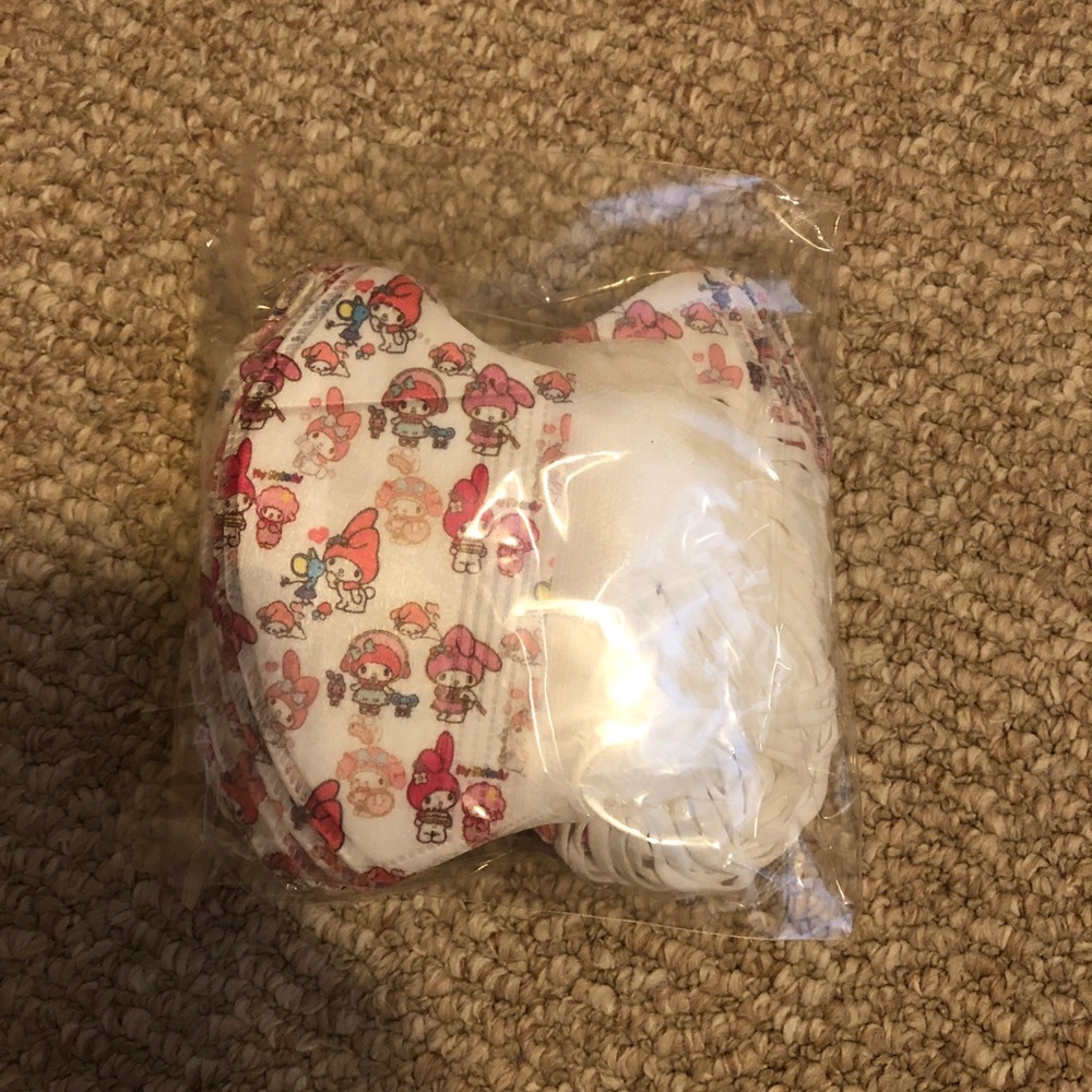 Kid’s Hello kitty Melody face masks(50)